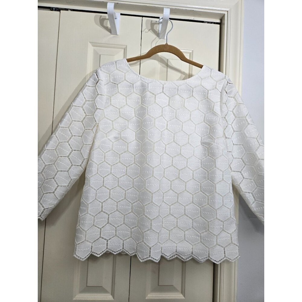 Anne Klein White Textured Long Sleeve Blouse Size 14 Hexagonal Pattern READ